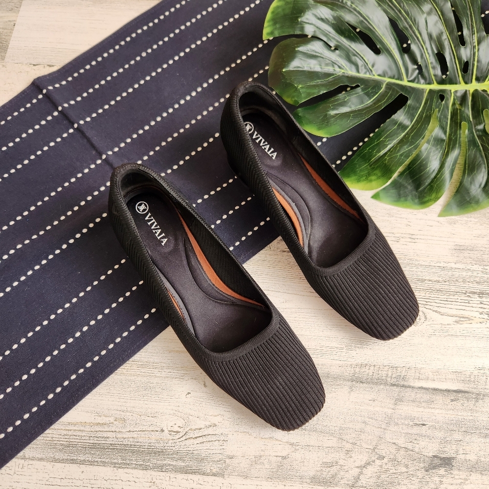 Vivaia | Shoes | Vivaia Black Ribbed Squaretoe Heels | Poshmark